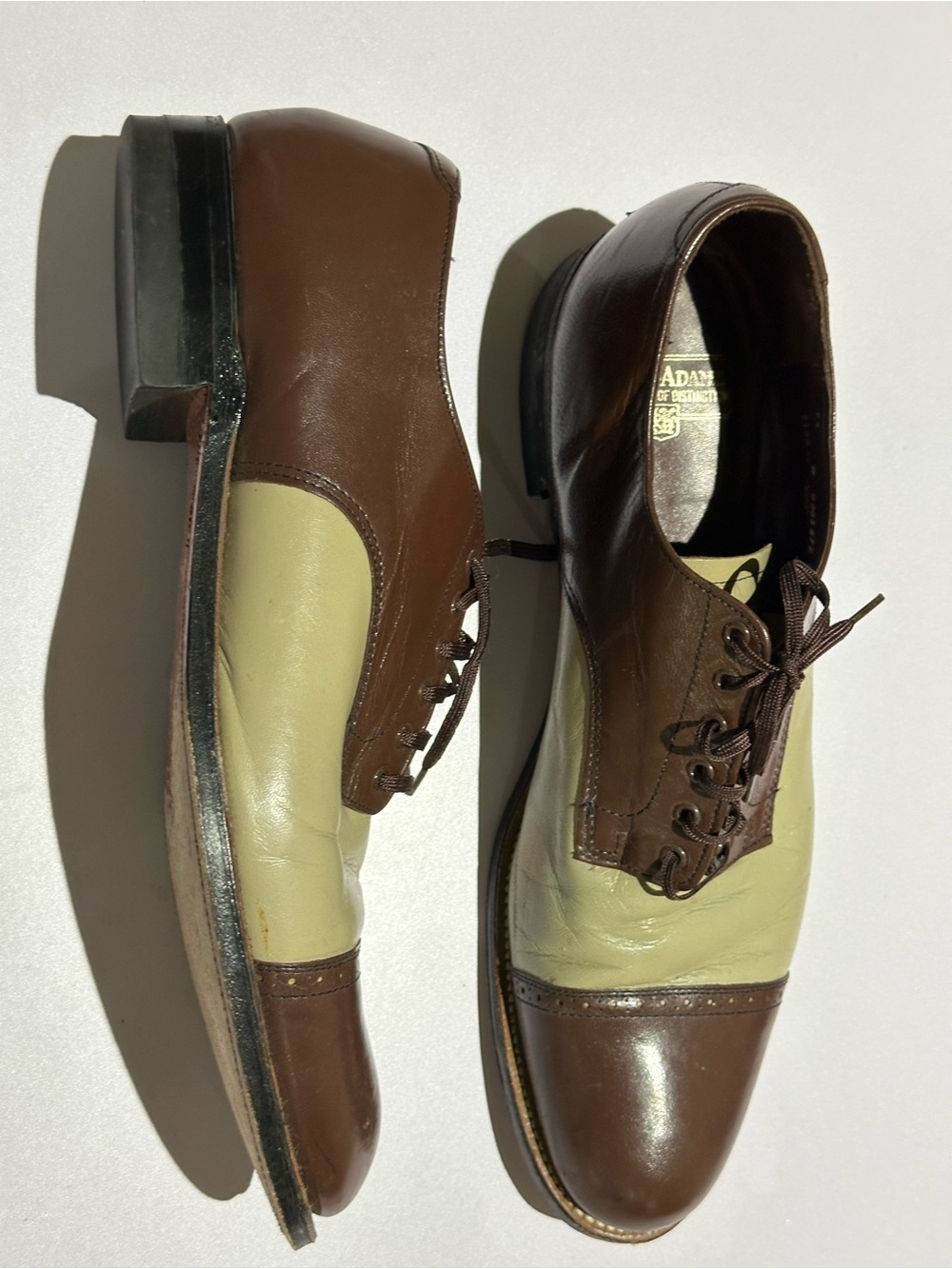 Stacy Adams Brown and Cream Two-Tone Saddle Oxfords